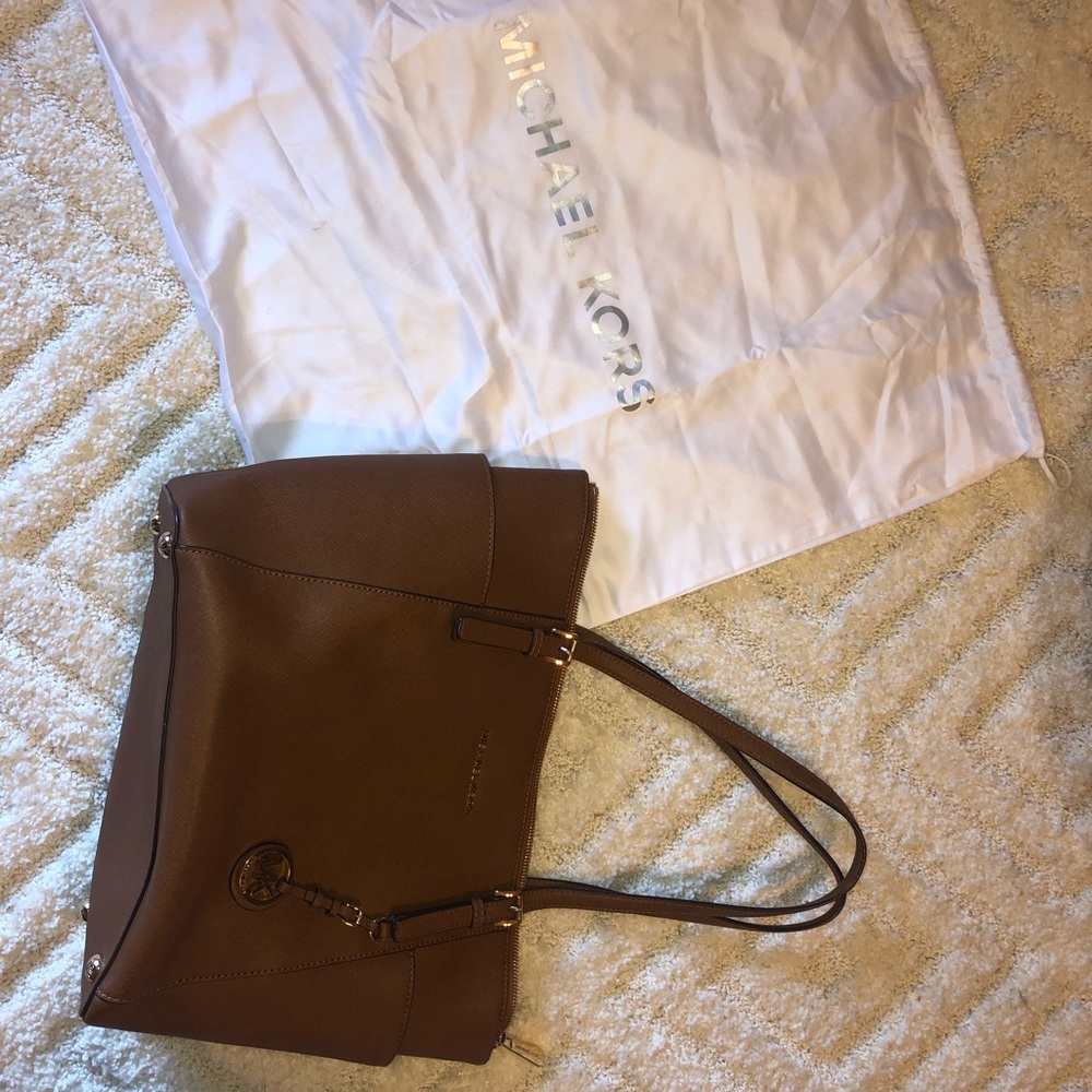 Michael Kors tote